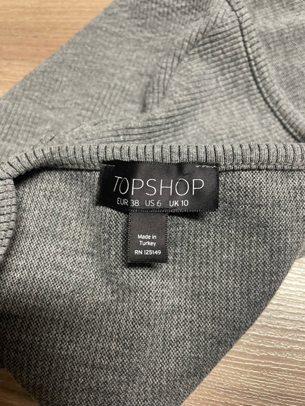 Topshop Grey Ribbed Cropped Cami - Picture 3 of 4
